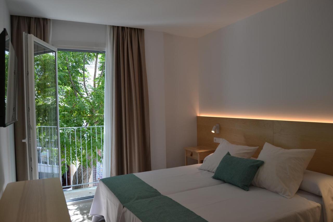 Hotel Oasis Centro كونيل ذي لا فرونتيرا المظهر الخارجي الصورة